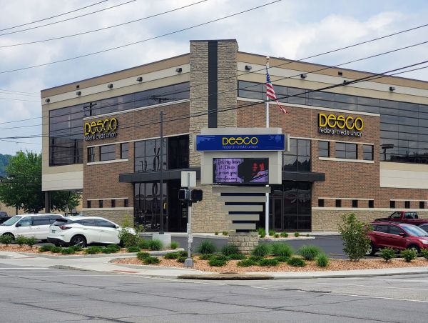 Pole Sign and Channel Letters by Sun Sign Company for Desco, Ashland, KY