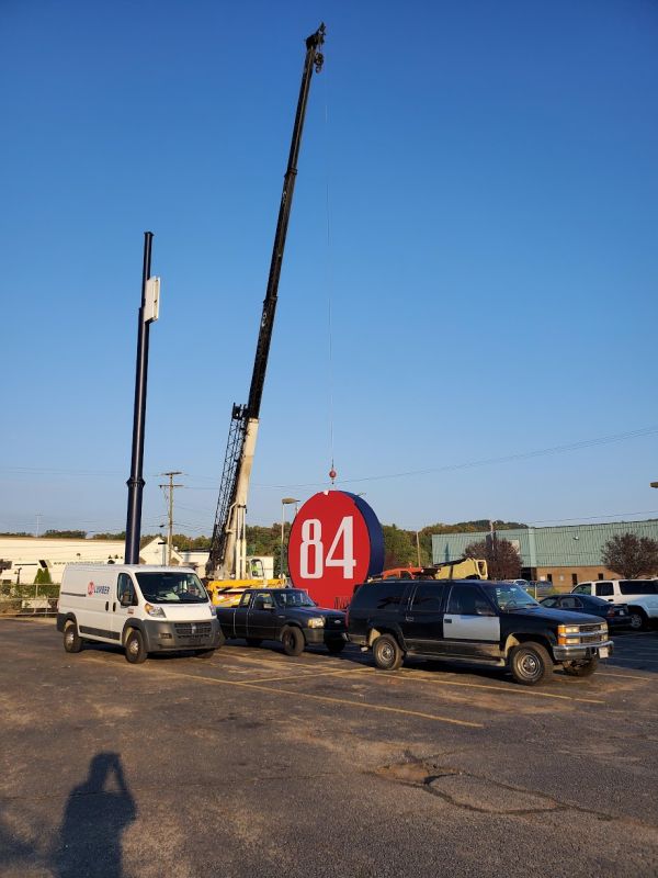 Large scale SIgn Refurbish by Sun Sign Company for 84 Lumber, Huntington, WV