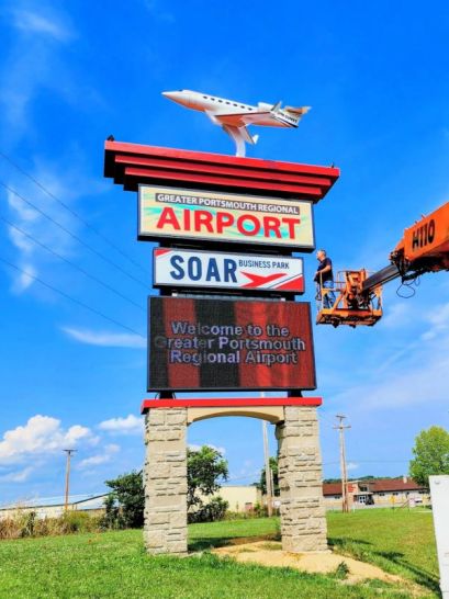 Pylon Sign built by Sun Sign Company for Desco Lucasville, OH